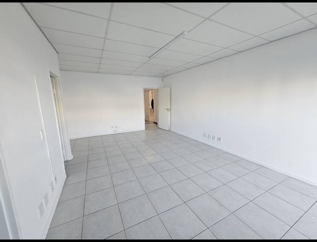 840M² WAREHOUSE TO LET IN RIVERGATE